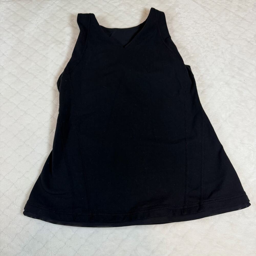 Womens Lululemon Black Tank Top Size 8
Very good condition